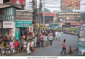 ഗുഡ്‌ബൈ പറഞ്ഞ് ഭായിമാര്‍; കേരളത്തിൽ രണ്ട് ലക്ഷത്തോളം ഉണ്ടായിരുന്നവരില്‍ ഭൂരിപക്ഷവും സംസ്ഥാനം വിട്ടു 