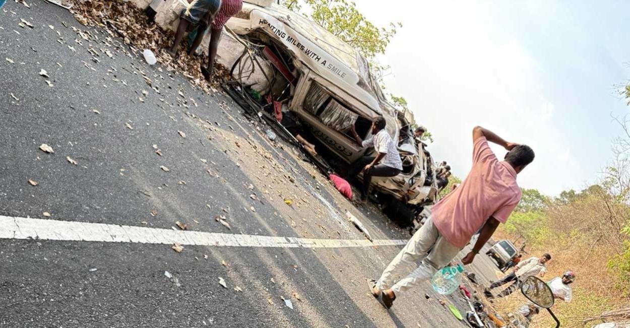 വാൽപ്പാറയിൽ വാഹനാപകടം. 8 പേർ മരിച്ചു 