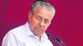 ധര്‍മ്മടത്ത് പിണറായി വിജയന്‍ പിന്നിൽ 