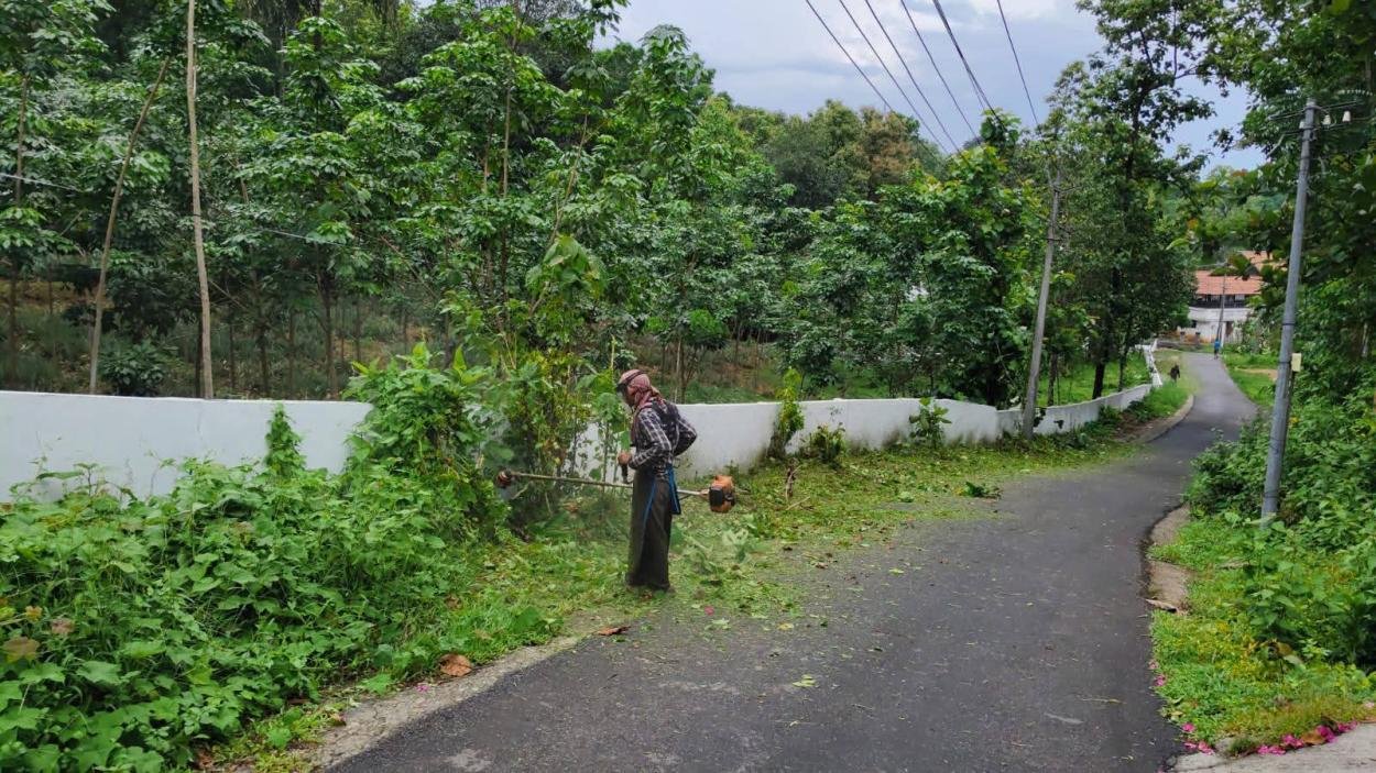 കരിങ്കുന്നം ഗ്രാമ പഞ്ചായത്തിൽ  മഴക്കാല പൂർവ്വ ശുചീകരണ പ്രവർത്തനങ്ങൾ  ആരംഭിച്ചു.