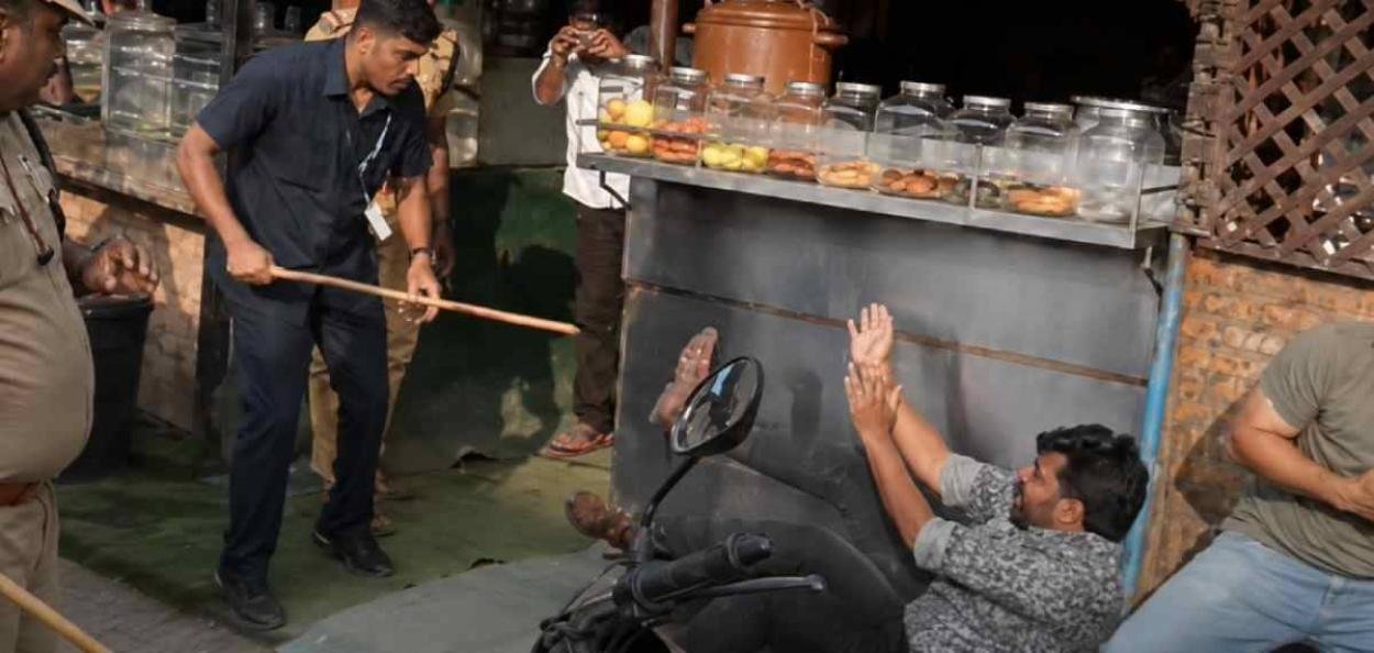 ഗണ്‍മാന്മാരുടെ മര്‍ദ്ദനം: പൊലിപ്പിച്ച് എഴുതിയ പരാതിയെന്ന് കോടതി