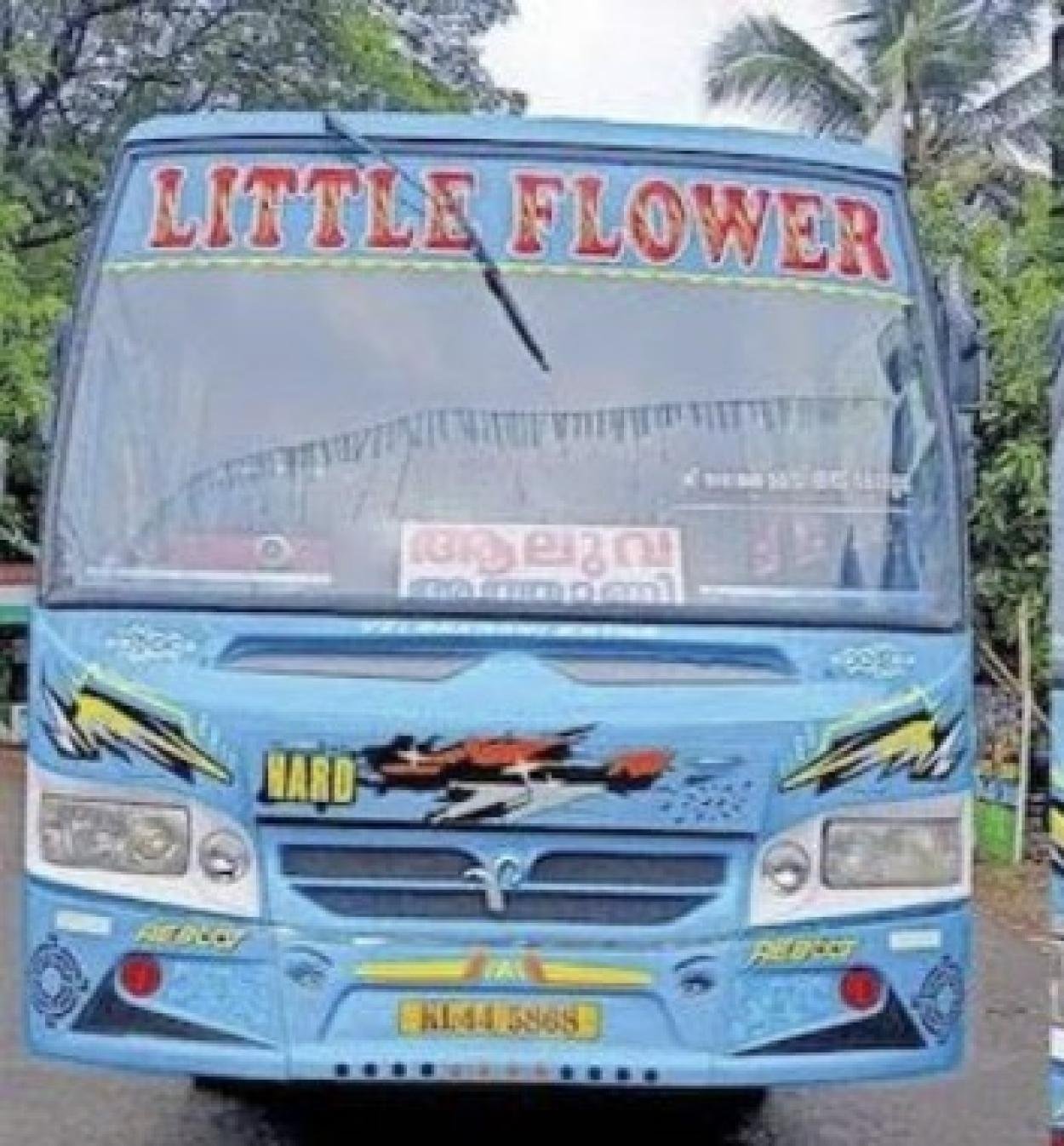 സ്ത്രീകൾക്ക് സൗജന്യ യാത്രയിൽ പ്രതിഷേധിച്ച് പുരുഷന്മാർക്ക് സൗജന്യ യാത്രയുമായി ; ലിറ്റിൽ ഫ്‌ളവർ എന്ന സ്വകാര്യ ബസ്