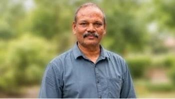 ടൈൽ പാകുന്ന ജോലിക്കിടെ അബദ്ധത്തിൽ ടൈൽ കട്ടിംഗ് മെഷീൻ ഇരുകാലിലും കൊണ്ട് ഗുരുതരമായി പരിക്കേറ്റ് തൊഴിലാളിയ്ക്ക് ദാരുണാന്ത്യം