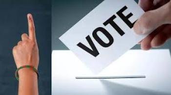 തദ്ദേശ്ശ തെരെഞ്ഞെടുപ്പുകളുടെ  പരസ്യ   പ്രചാരണത്തിന്  വിരാമം.  നാളെ  നിശബ്ദ  പ്രചാരണം.  ചൊവ്വാഴ്ച  വോട്ടെടുപ്പ് 