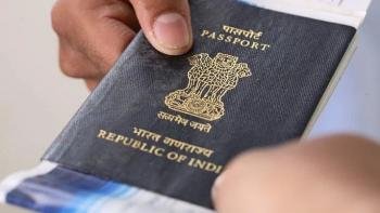 ആധാറിനും വോട്ടർ ഐഡി കാർഡിനും പുറകെ ഇന്ത്യൻ പാസ്‌പോർടും; പൗരത്വം തെളിയിക്കാനുള്ള രേഖയല്ലെന്ന് വിദേശകാര്യ മന്ത്രാലയം