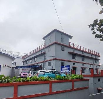 ഇടുക്കി കാണാനെത്തുന്നവർക്ക്  പൈനാവിലും ചെറുതോണിയിലും വാട്ടർ അതോറിറ്റി ഗസ്റ്റ് ഹൌസുകൾ 