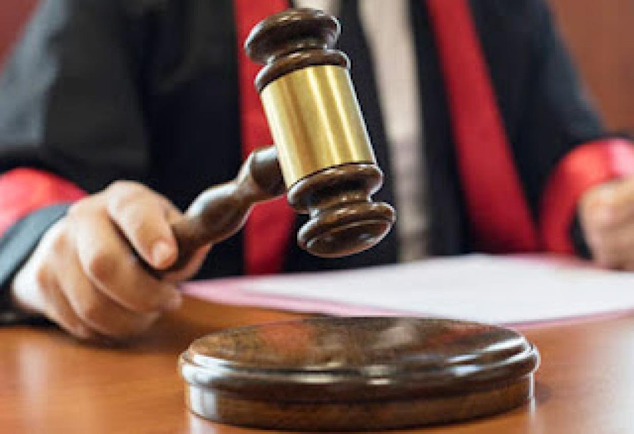 എഥനോള്‍ പെട്രോള്‍ ഒഴിച്ച് വാഹനം തകരാറിലായെന്ന പരാതിയില്‍ ഉപഭോക്താവിന് പുതിയ വാഹനം നല്‍കാന്‍ ഉപഭോക്തൃ തര്‍ക്ക പരിഹാര കമ്മീഷന്‍ ഉത്തരവ്