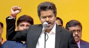 ദേശീയതലത്തിലുള്ള നീറ്റ് പ്രവേശന പരീക്ഷ പൂർണ്ണമായും നിർത്തലാക്കണമെന്നും വിദ്യാഭ്യാസം പൂർണ്ണമായും സംസ്ഥാന സർക്കാരുകളുടെ കീഴിലേക്ക് മാറ്റണമെന്നും ആവശ്യപ്പെട്ട് മുഖ്യമന്ത്രി സി ജോസഫ് വിജയ്