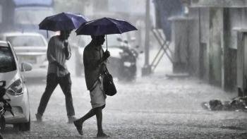 കേരളത്തിൽ അടുത്ത രണ്ട് ദിവസം ശക്തമായ മഴയ്ക്ക് സാധ്യത; നാളെ ഒൻപത് ജില്ലകളിൽ യെല്ലോ അലർട്ട്