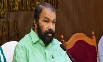 എസ്എസ്എല്‍സി, പ്ലസ് ടു പരീക്ഷകള്‍ക്ക് വ്യാഴാഴ്ച തുടക്കം