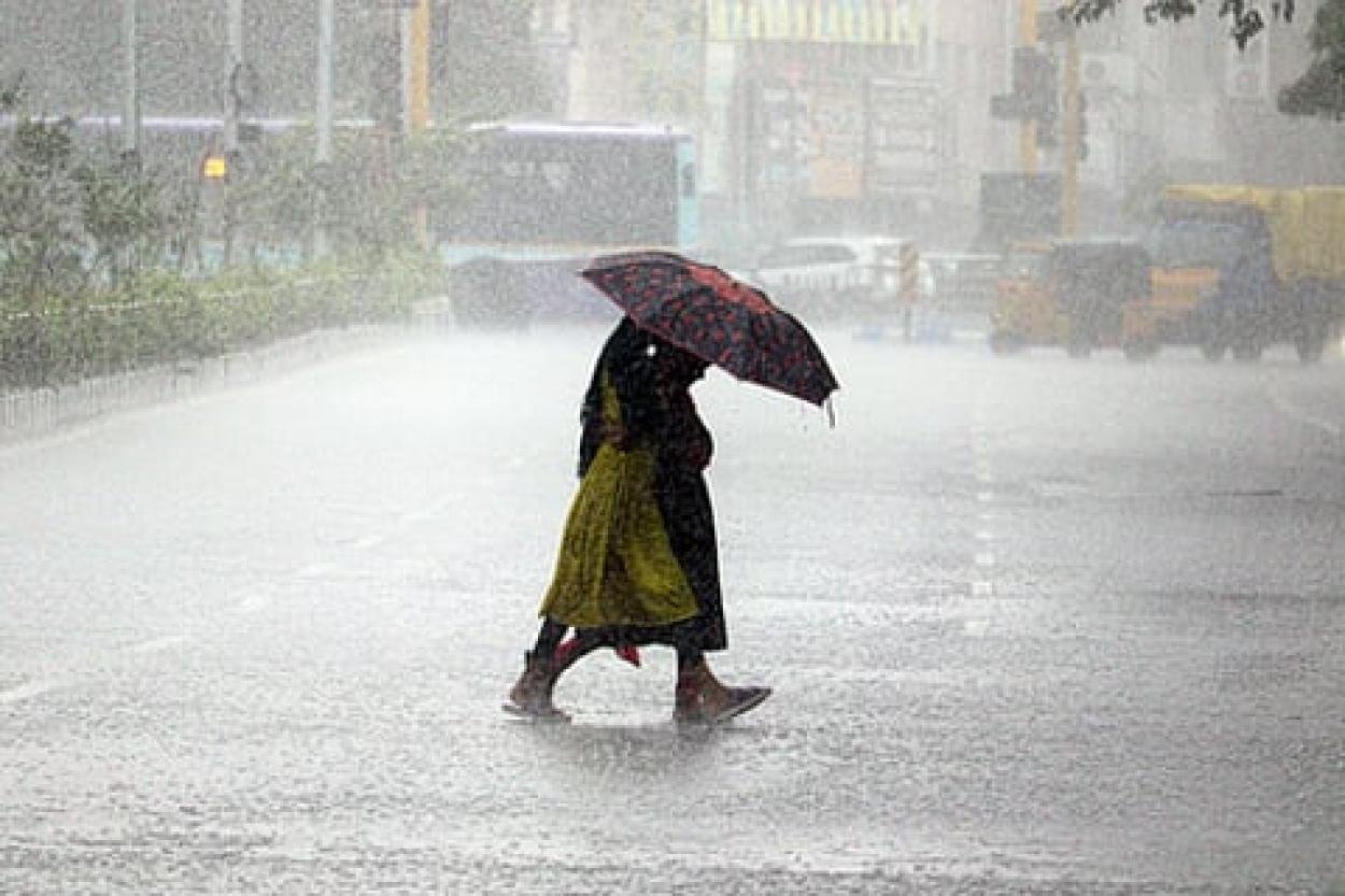 ഇടുക്കിയിൽ അതിതീവ്ര മഴയ്ക്ക് സാധ്യത; ജാഗ്രതാ നിർദ്ദേശം പുറപ്പെടുവിച്ച് ജില്ലാ കളക്ടർ