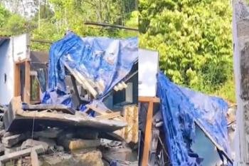 ഇടുക്കി കഞ്ഞിക്കുഴിയിൽ പാചകവാതക സിലിണ്ടർ പൊട്ടിത്തെറിച്ച് വീട് പൂർണ്ണമായും തകർന്നു.